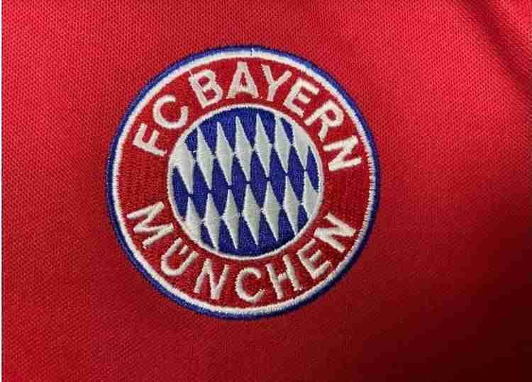 Retro Bayern Munich Home Jersey 2000/01