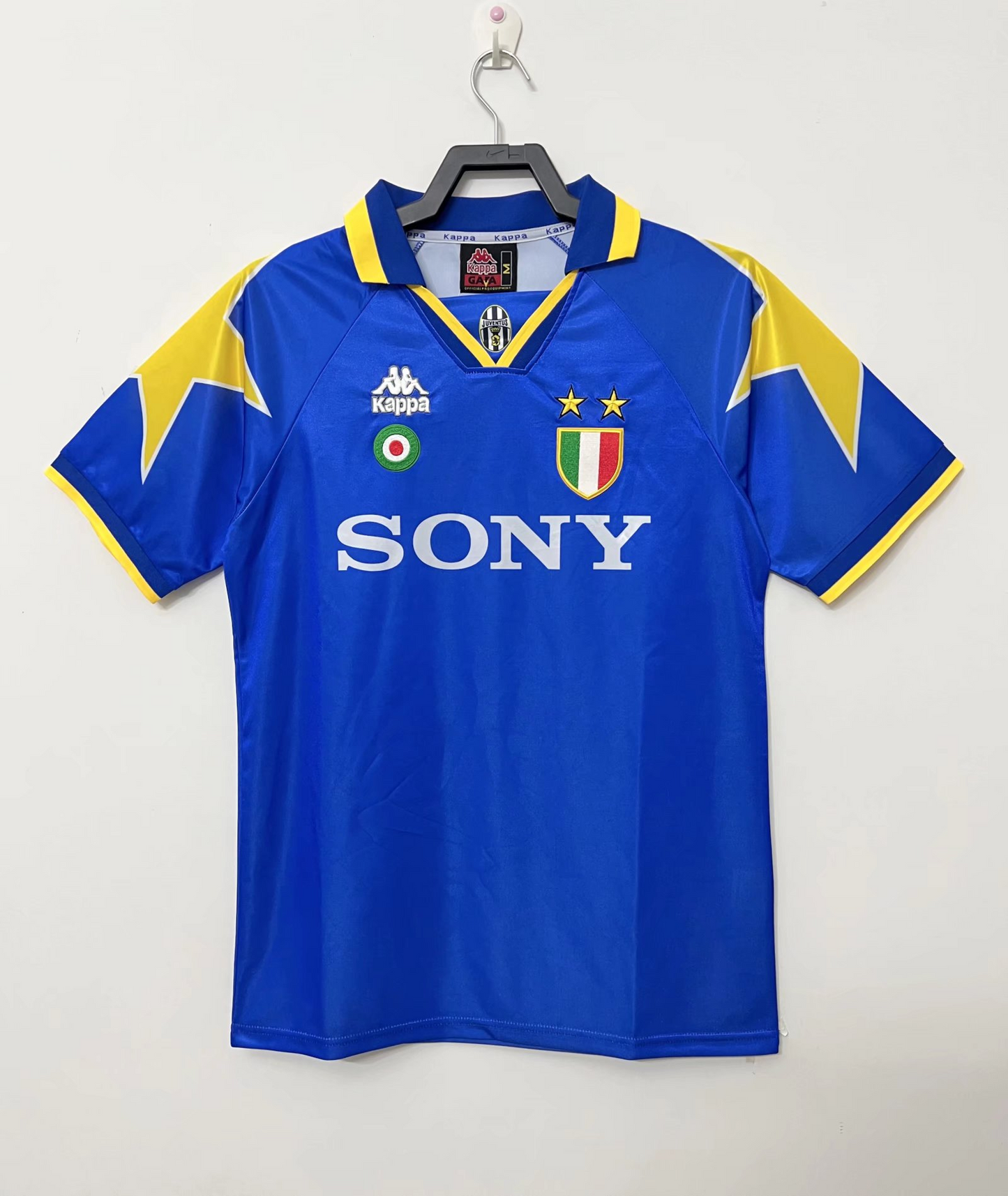 Retro Juventus Away Jersey 1995/96