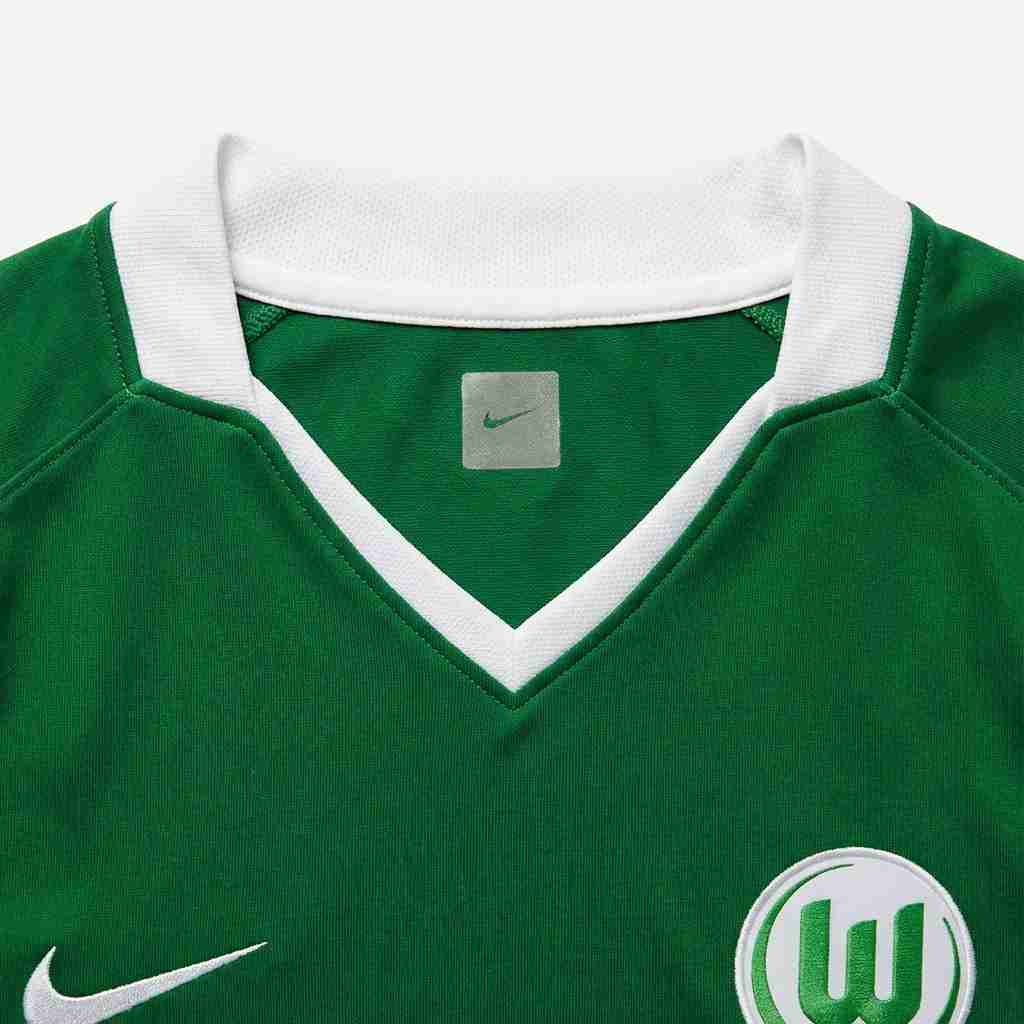 Retro 2008/09 Wolfsburg Home Jersey
