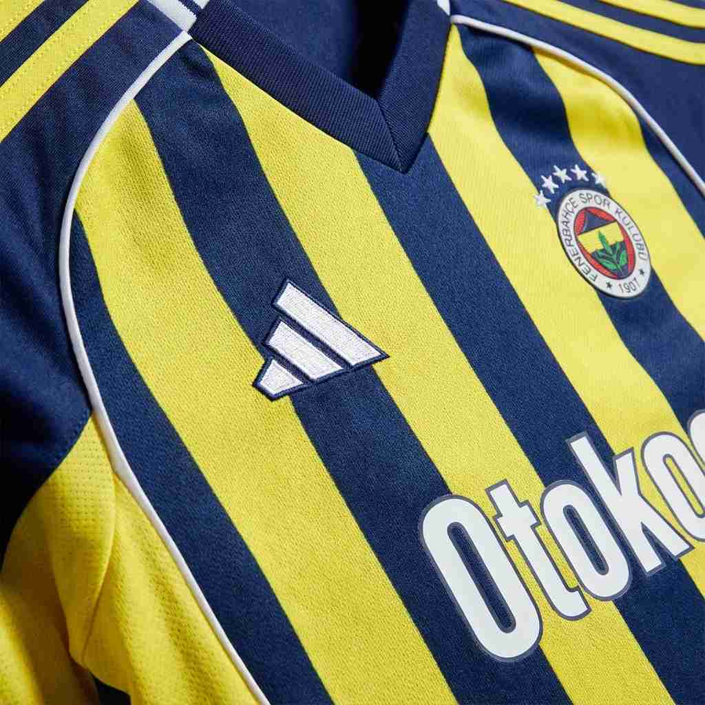 Fenerbahçe SK Home Jersey 2025/26