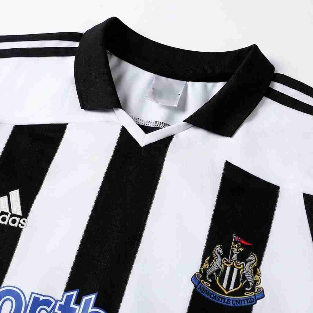Retro Newcastle United Home Jersey 2003/04