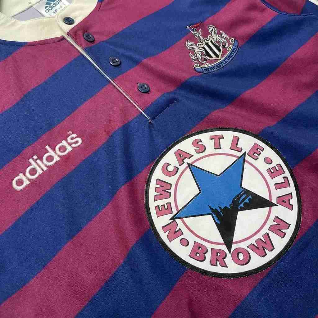 Retro Newcastle United Long Sleeve Away Jersey 1995/96
