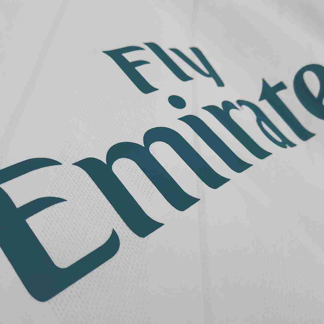 Retro Real Madrid Home Jersey 2017/18 - Long Sleeve