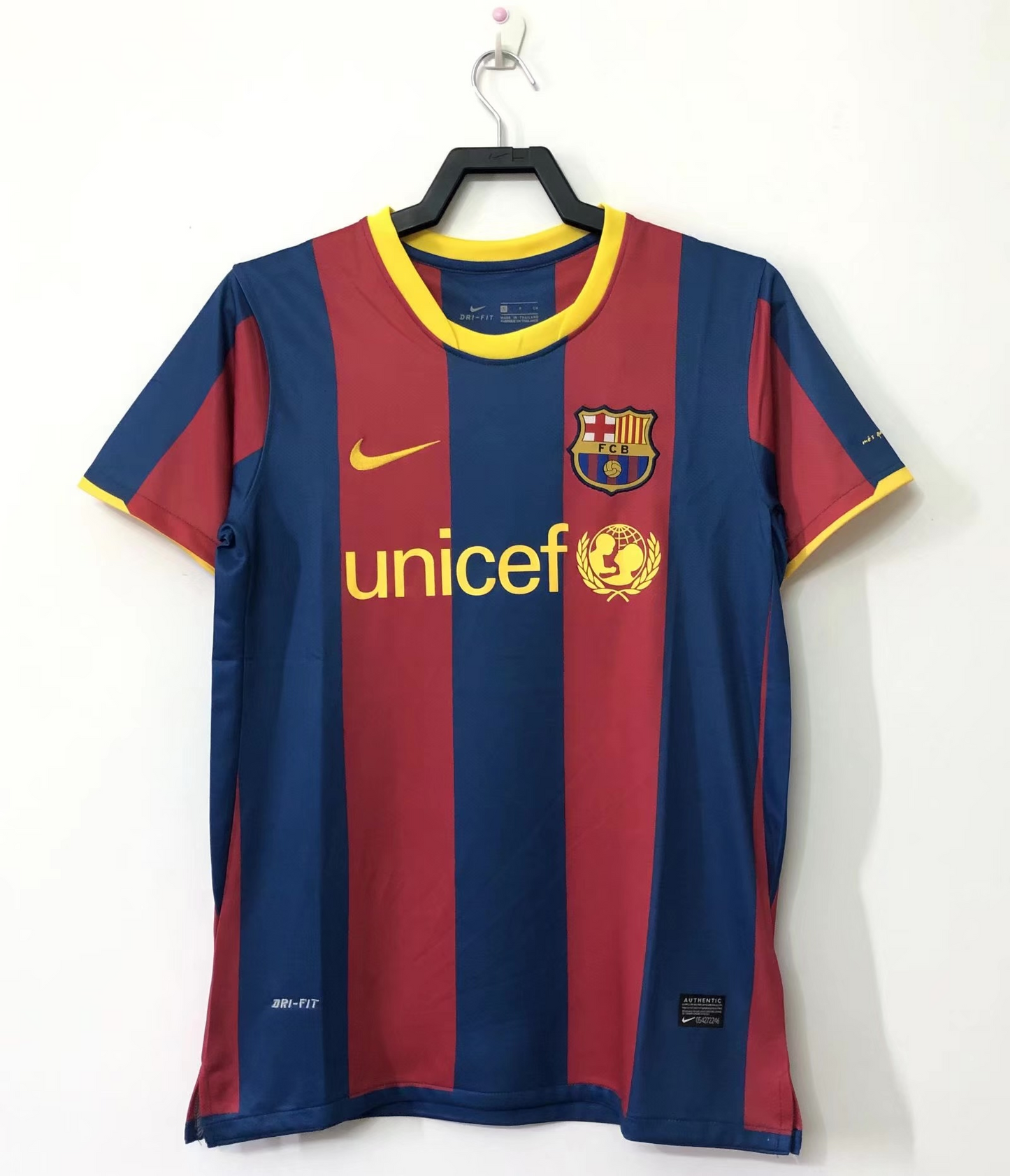 Retro FC Barcelona Home Jersey 2010/11