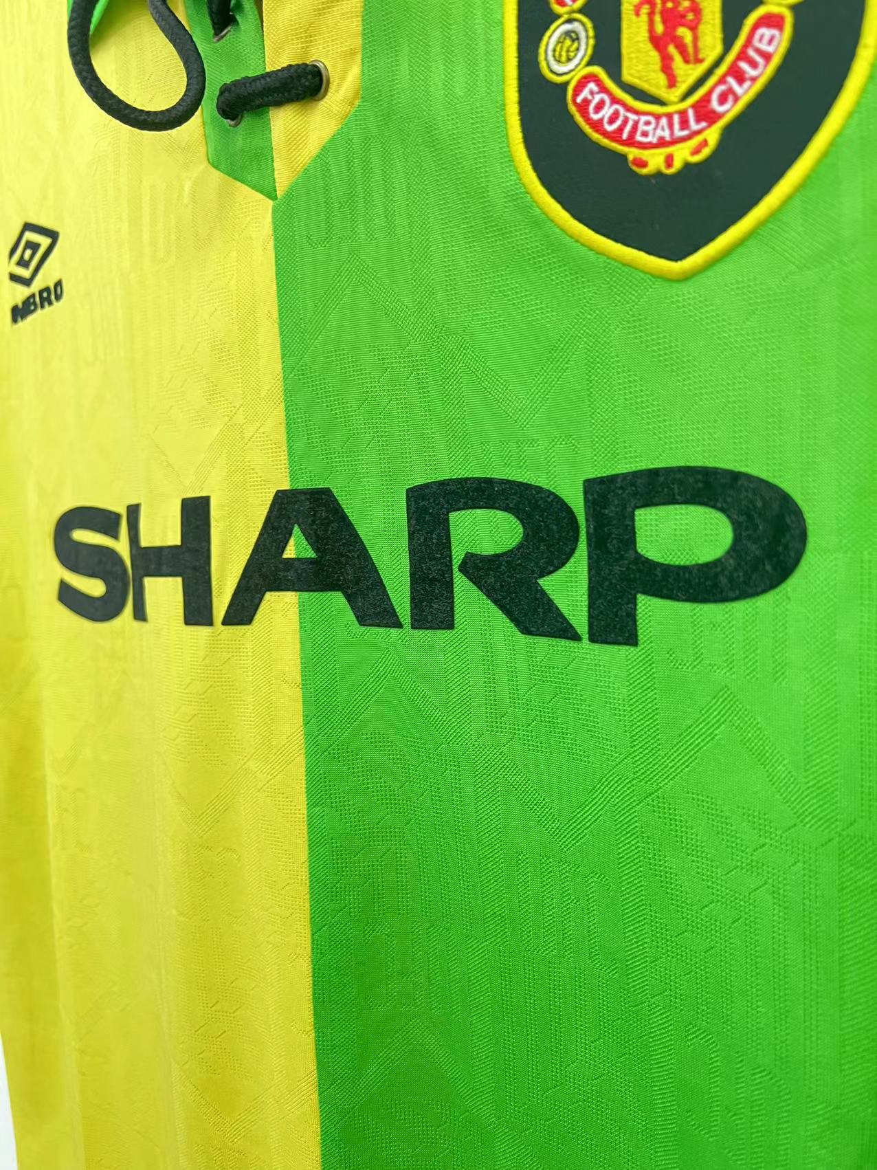Retro Manchester United Away Jersey 1992/94