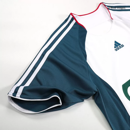 Retro Liverpool Third Jersey 2006/07