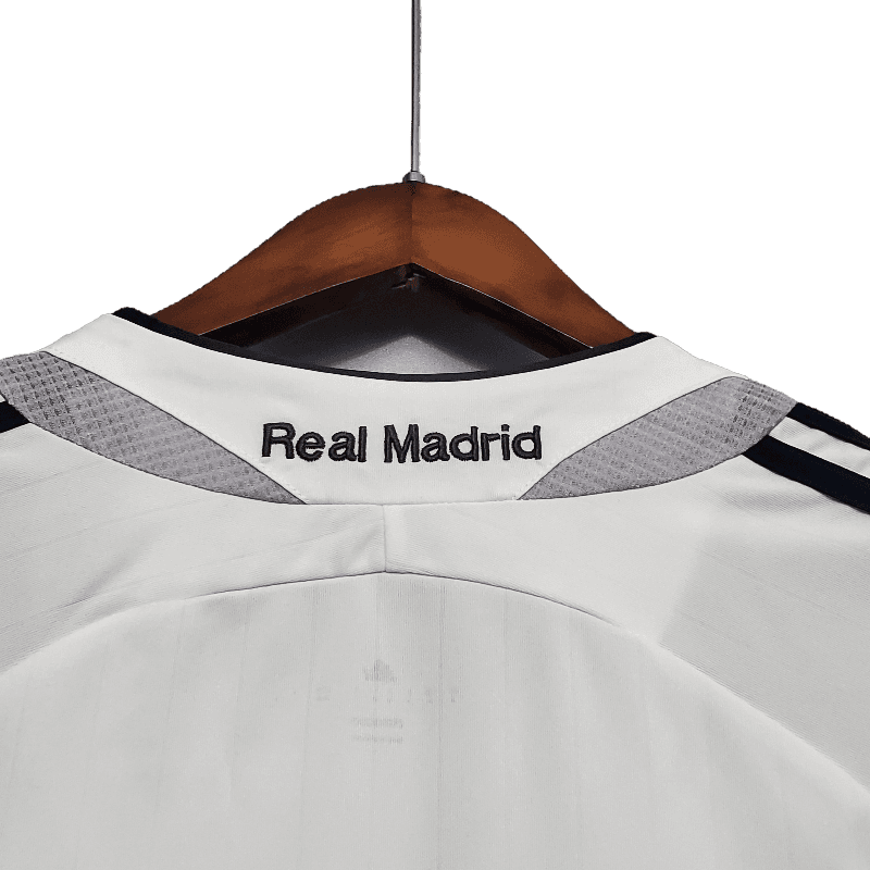 Retro 2006/07 Real Madrid Home Jersey