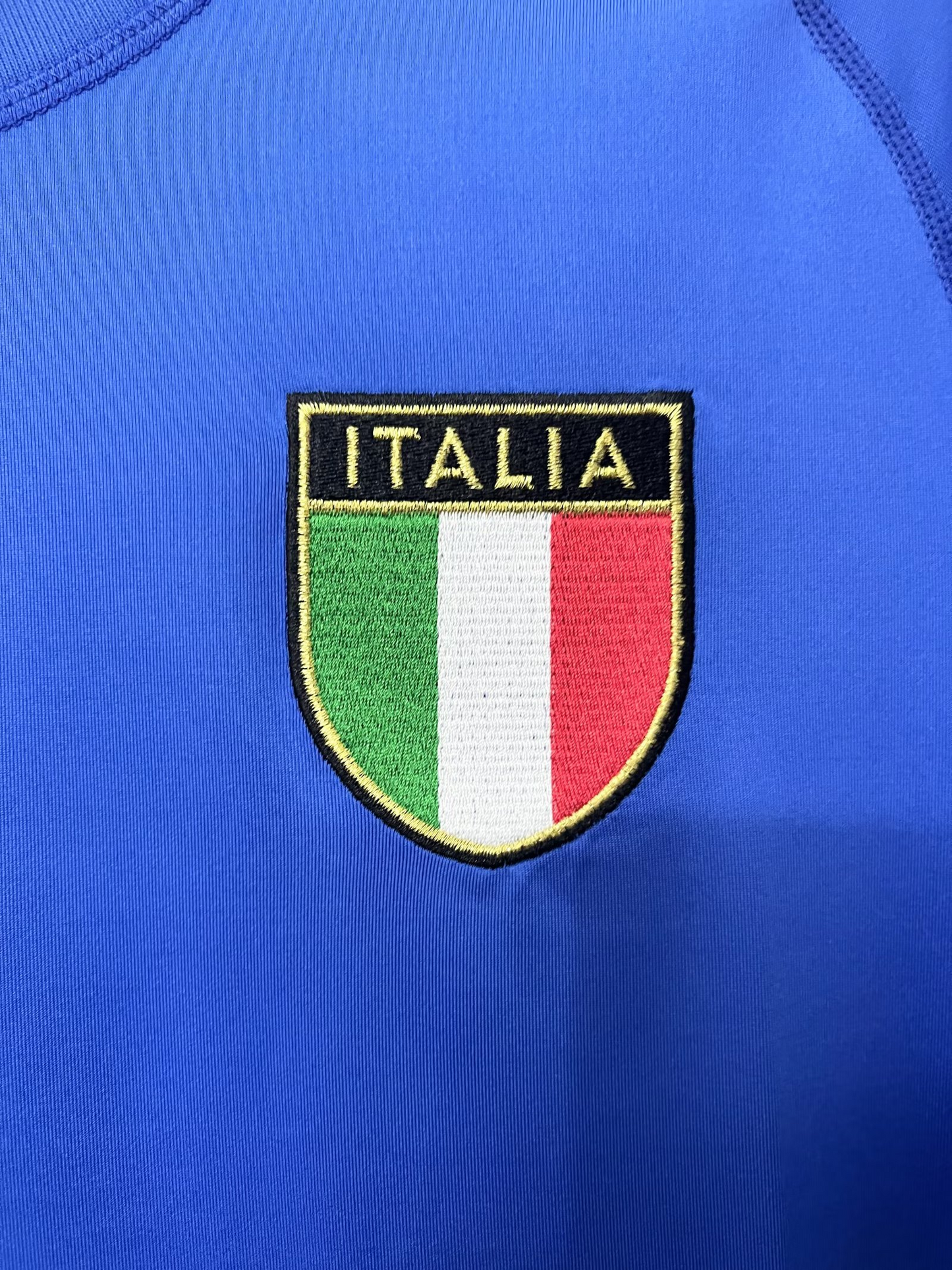 Retro 2000 Italy Home Jersey