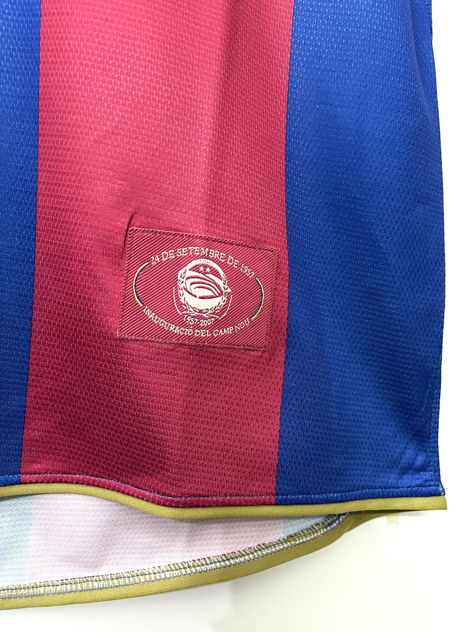 Retro Barcelona Home Jersey 2007/08