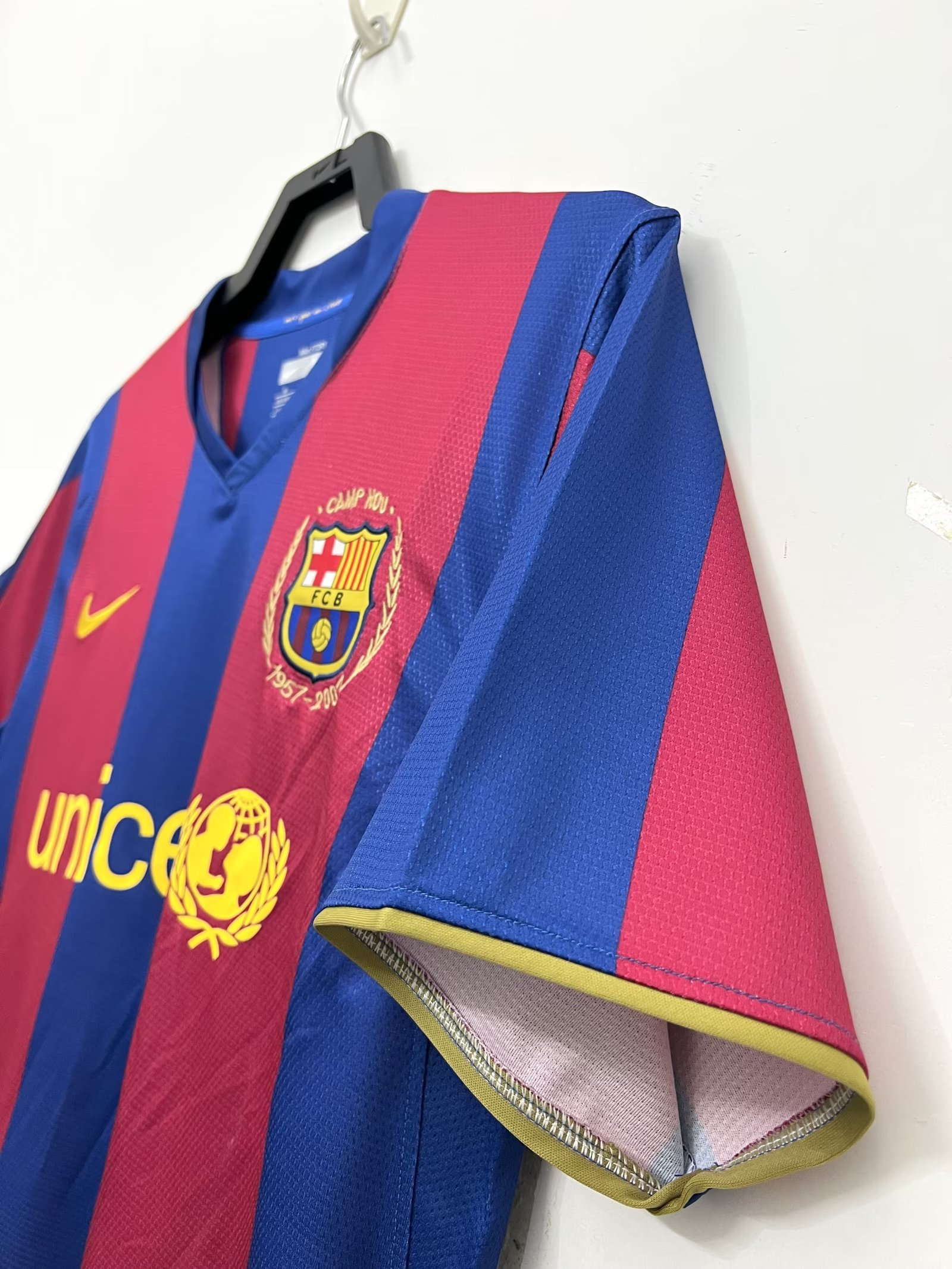 Retro Barcelona Home Jersey 2007/08