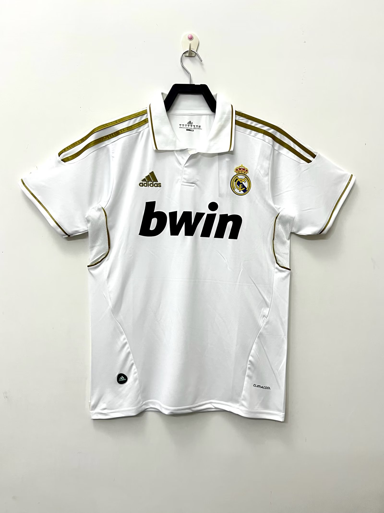 Retro Real Madrid Home Jersey 2011/12
