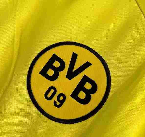 Retro Borussia Dortmund Home Jersey 1995/96