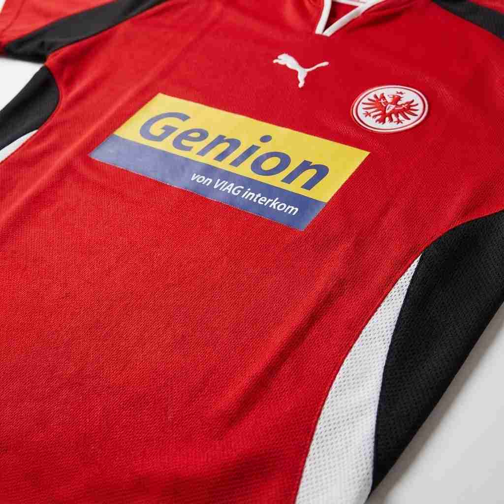 Retro Eintracht Frankfurt Home Jersey 2000/01 - Jerseydex